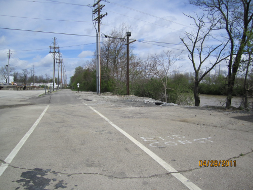 river road Image